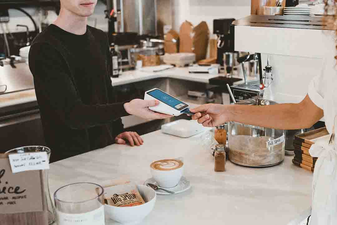 مشتریها یک بار میان و دیگه برنمیگردن